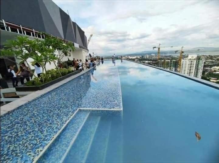 Aeon Towers Studio Suite Davao Exterior photo